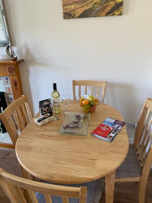 House | Private kitchen | Fridge, microwave, oven, stovetop