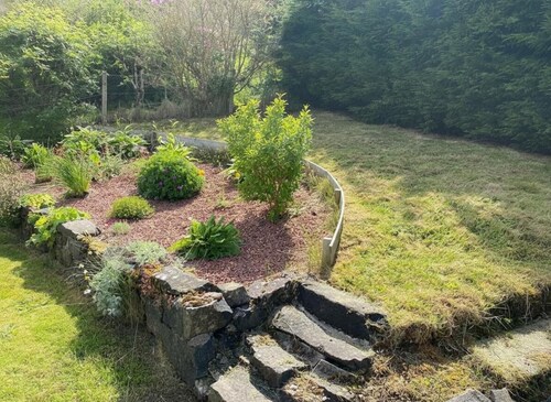 2 Bedroom Sleep 4 House - Private Garden