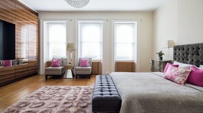 6 bedrooms, iron/ironing board