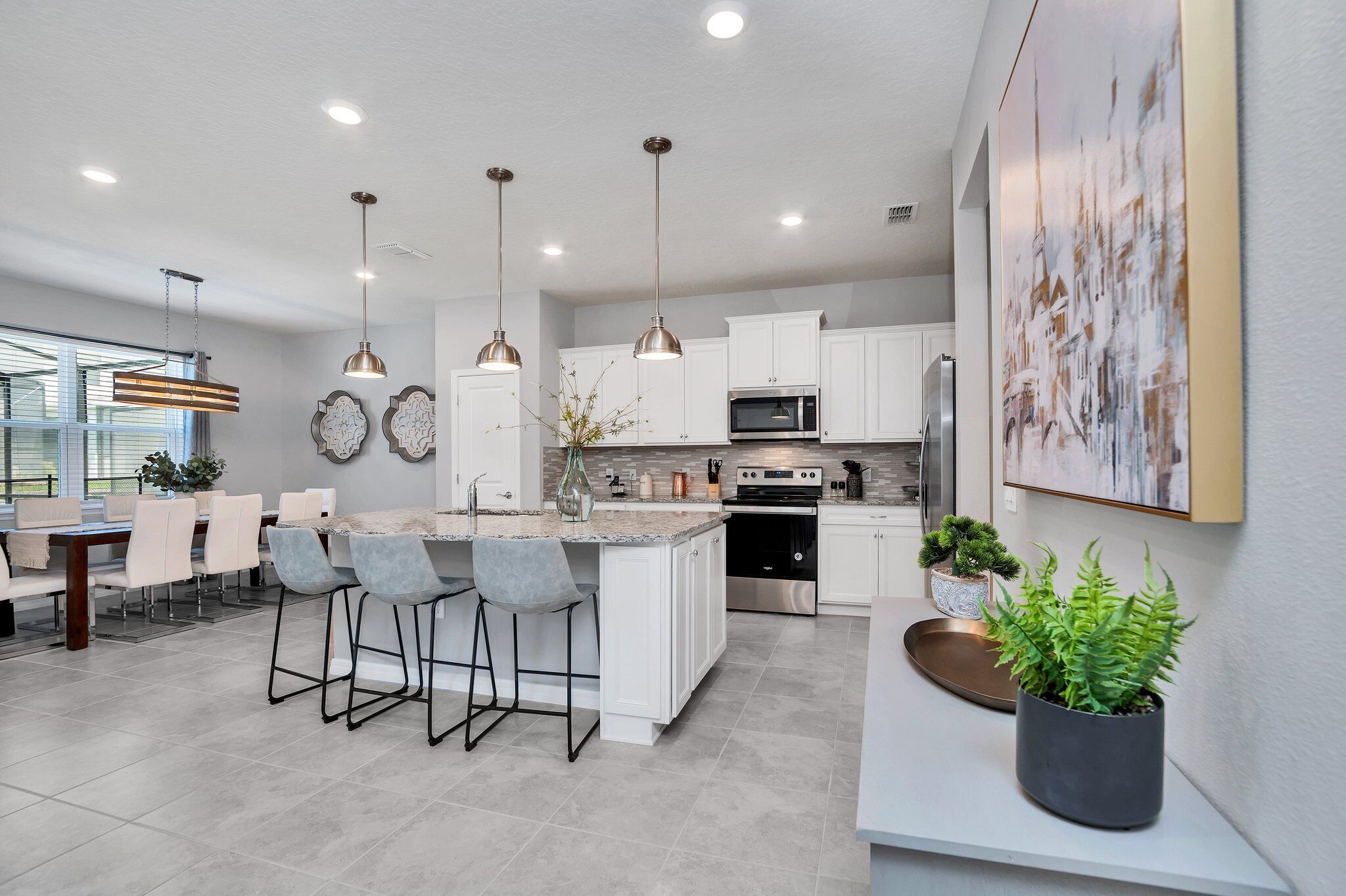 ميكروويف، فرن، غسالة أطباق، ماكينة لصنع القهوة/الشاي