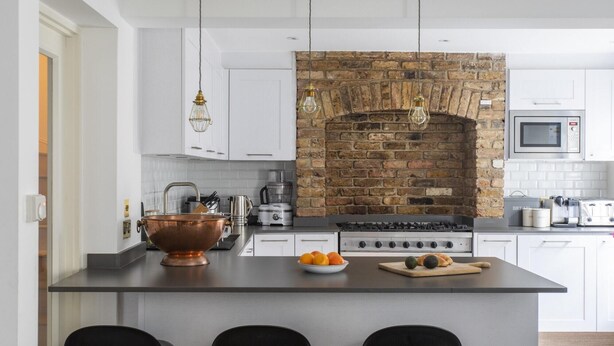 Microwave, dishwasher - Plum Guide - Flower Moon (London)