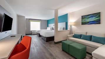 Desk, laptop workspace, iron/ironing board, free WiFi