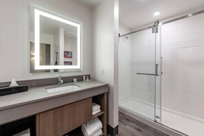 Suite, 1 King Bed, Non Smoking (Pet-Friendly)