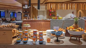 Komplett frokost er inkludert hver dag