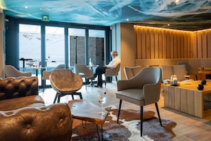 Lobby-Lounge