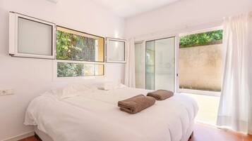 5 slaapkamers, een strijkplank/strijkijzer, gratis wifi