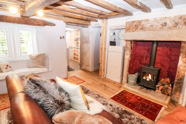 Cottage | Interior