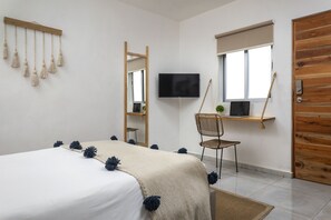 Standard Studio | Premium bedding, down duvets, minibar, in-room safe