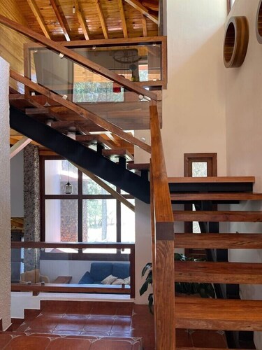 Cabaña el abuelo y las gemelas. Spacious home away from home with lots to do.