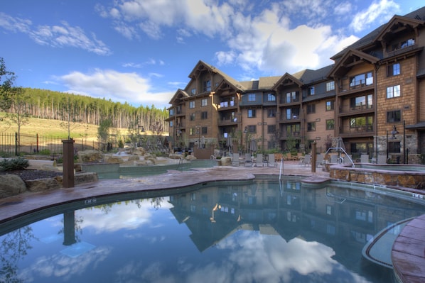 Indoor pool, outdoor pool