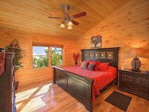 3 Schlafzimmer, BĂŒgeleisen/BĂŒgelbrett, Internetzugang, BettwĂ€sche