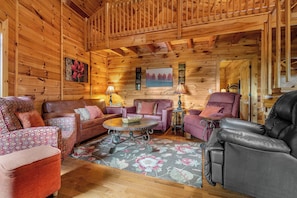 TV, fireplace, DVD player