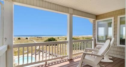 Holden Dreams by Brunswick Vacation Rentals: Oceanfront w/ Pool, Elevator, Views