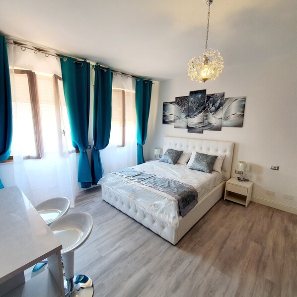 1 bedroom, free WiFi, bed sheets