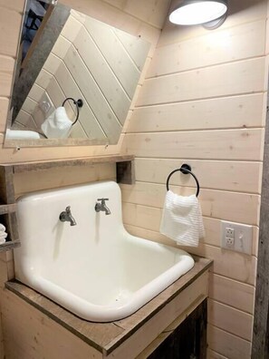 Haartrockner, Handtücher