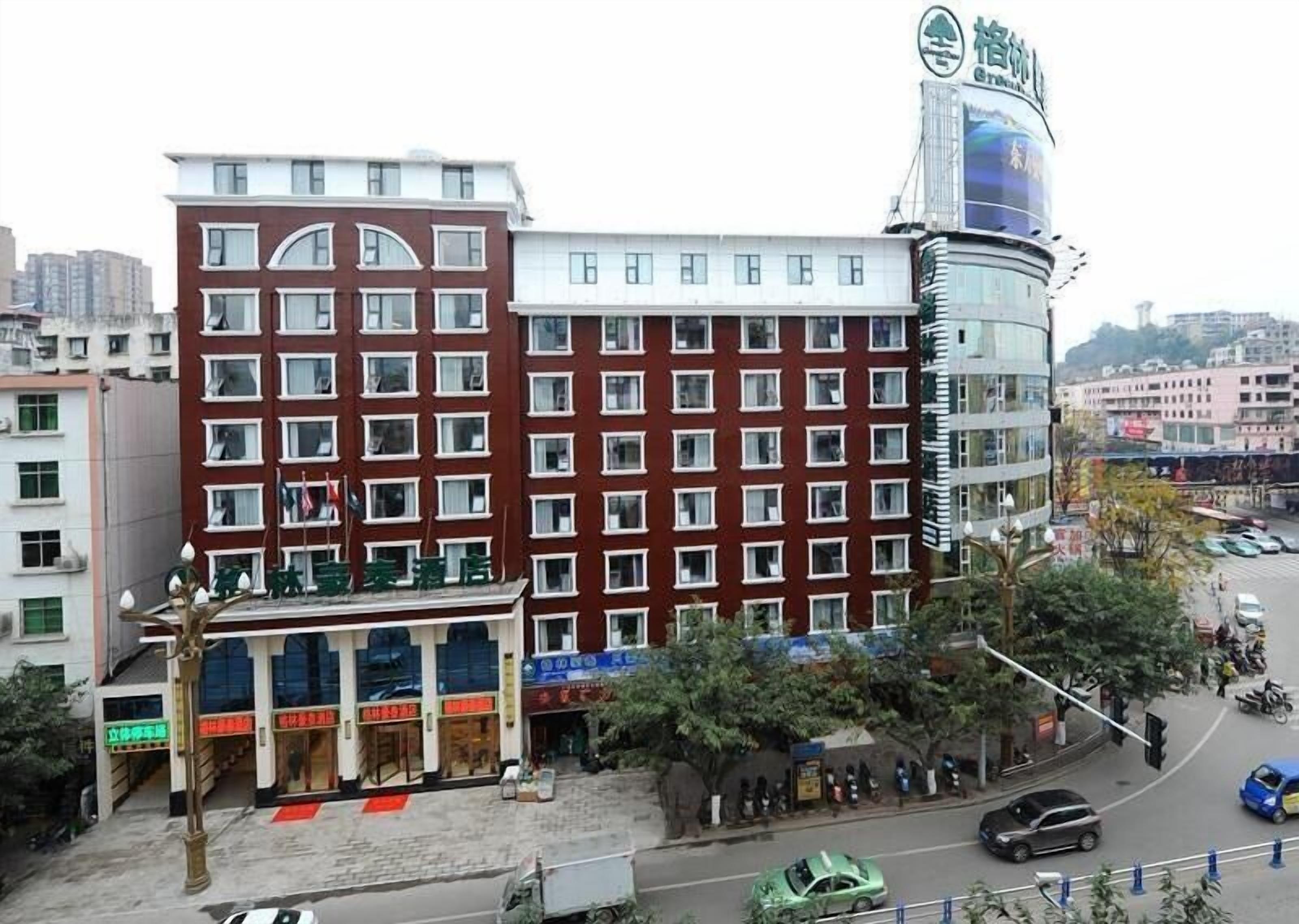 المنشأة من الخارج