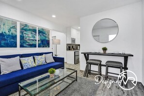 テレビ、Netflix、Hulu、ストリーミングサービス