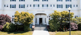 Scotia Lodge