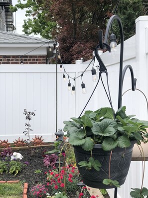 Exterior detail - Family GET AWAY steps from the beach! (Atlantic City)