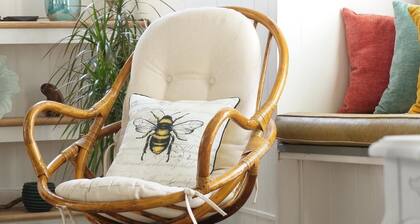 Family GET AWAY steps from the beach!