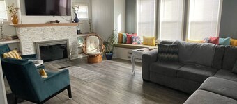 Family GET AWAY steps from the beach!