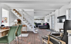 Interior - Gorgeous home in Tranekær with WiFi (Tranekær)