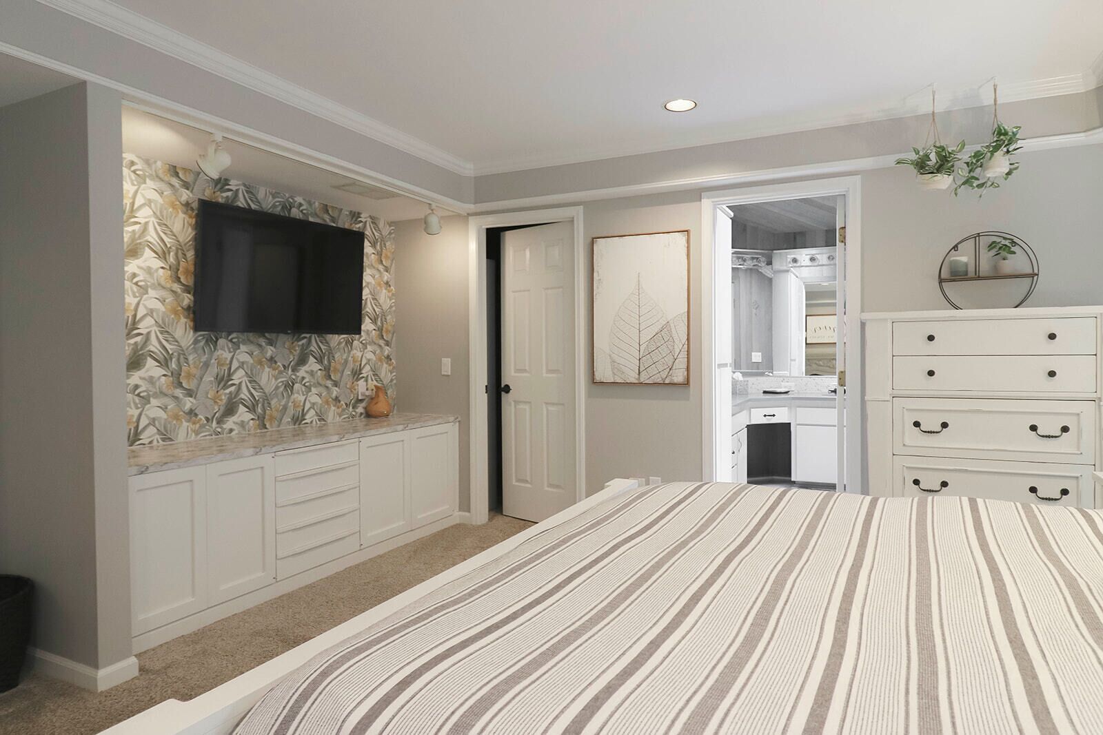 3 Schlafzimmer, Zimmersafe, Bügeleisen/Bügelbrett, Reisekinderbett