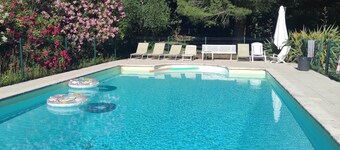 PROMO: Beautiful villa on the outskirts of Toulouse with secure 6x12 m swimming pool