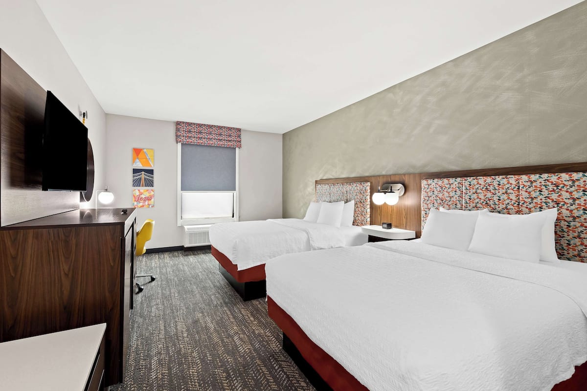 premium bedding, down duvets, pillow-top beds, desk