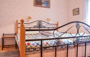 2 bedrooms - Stunning home in Eksjö with kitchen (Eksjö)