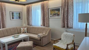 TV connectée, livres, chaßne hi-fi