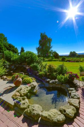 Property grounds - Country Garden · Country Garden - A Serene & Tranquil Getaway (Walla Walla)