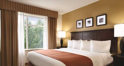 Country Inn & Suites by Radisson, Columbia, MO