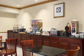 Dining - Country Inn & Suites by Radisson, Columbia, MO (Columbia)