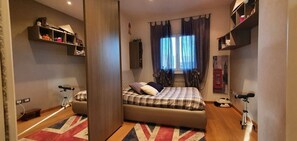 4 makuuhuonetta, Wi-Fi, vuodevaatteet