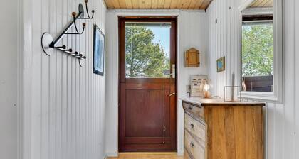 Cozy home in Sydals with kitchen