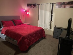 1 bedroom, iron/ironing board, free WiFi, bed sheets