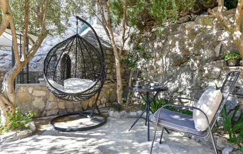 Awesome home in Podstrana