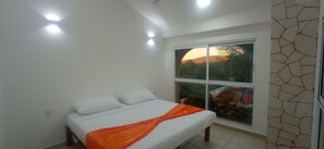 2 bedrooms, free WiFi