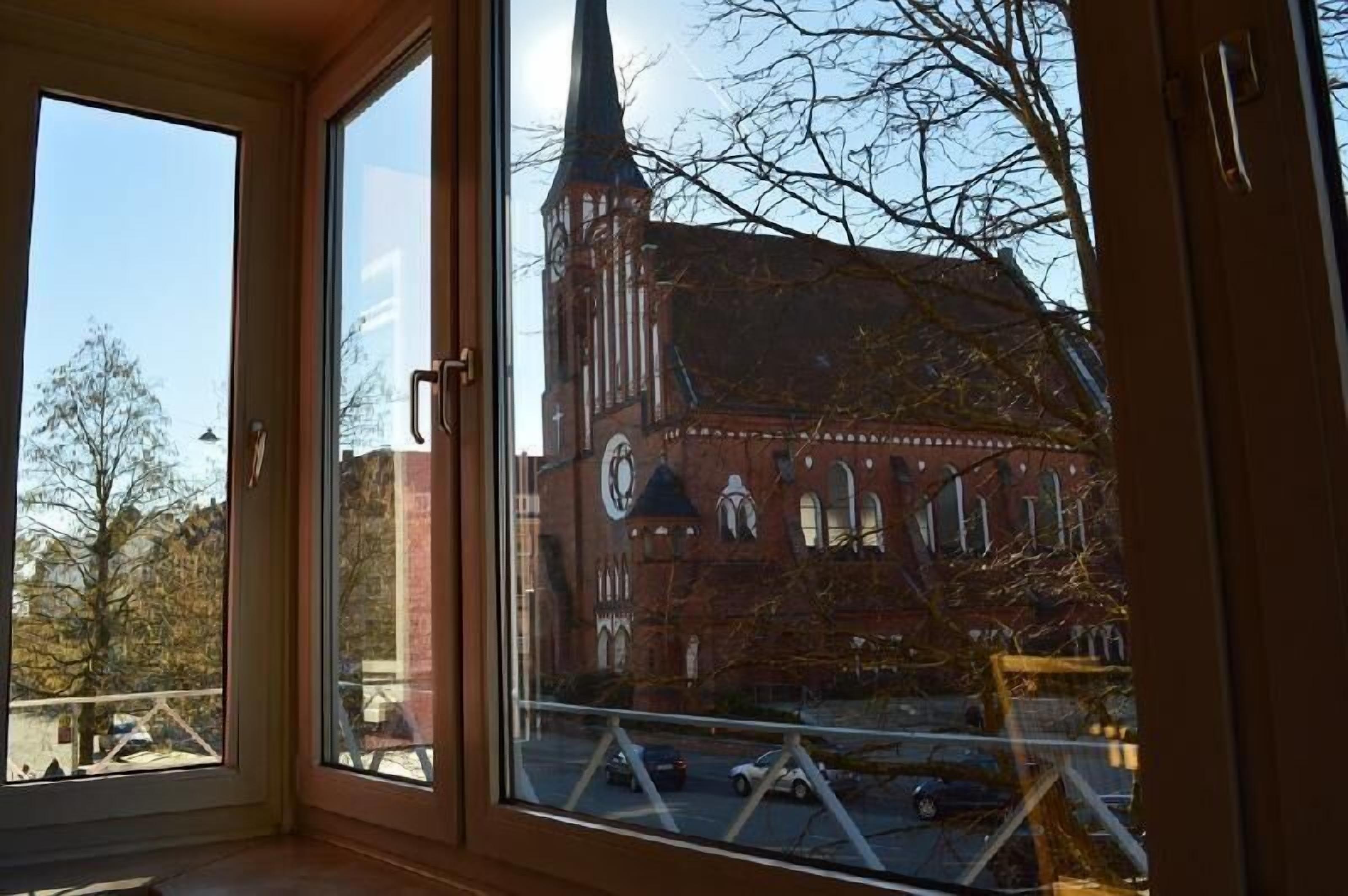 Blick auf die Ansgarkirche.