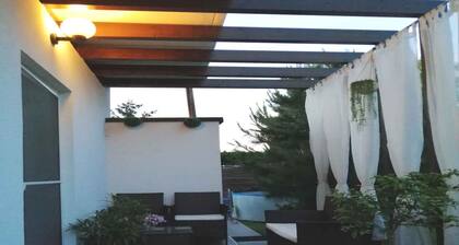 Ferienhaus mit Pool und Internet