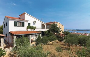 Exterior - Beautiful home in Kastel Sucurac with WiFi (Kastel Sucurac)
