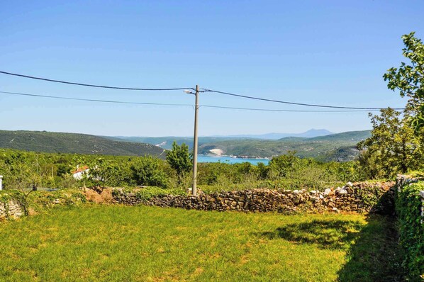 Miscellaneous - Holiday home with barbecue facilities (Rakalj)