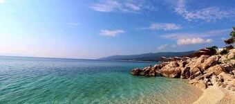 Holiday home with 2 separate apartments, swimming pool and air conditioning