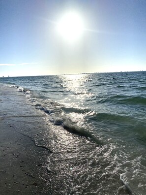 Sun-loungers, beach towels
