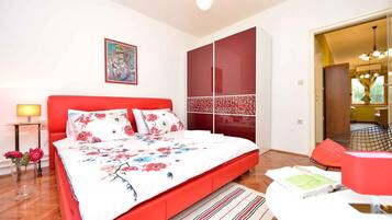 3 chambres, fer et planche Ă repasser, accĂšs Internet