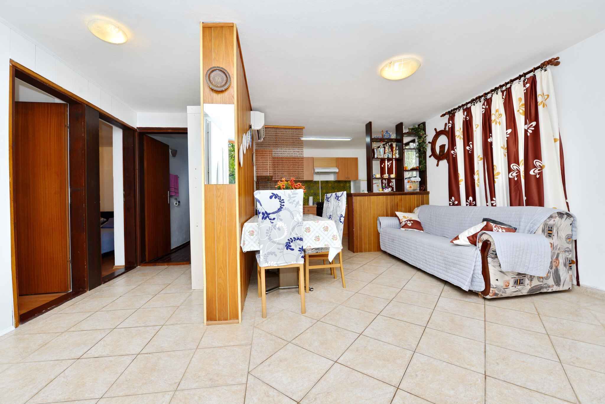 Télévision, chaîne hi-fi