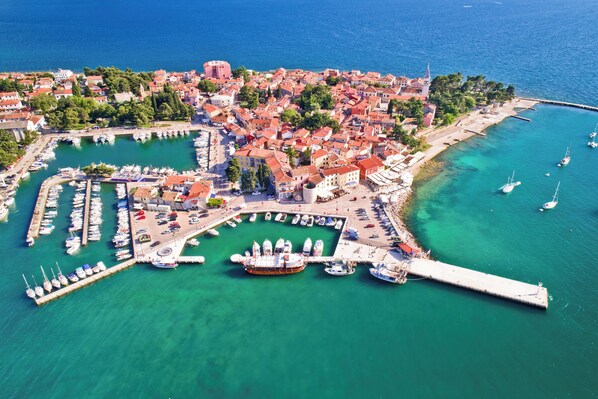 Marina - Holiday apartment 200 m from the beach (Novigrad)