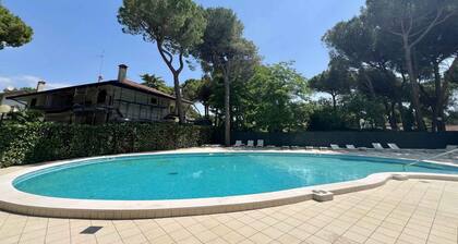 Holiday apartment 200 m to the Adriatic Sea with a garden plot