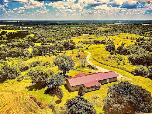 4 Bedroom on 15 Acres Near Crossbar Off Road Park & Turner Falls